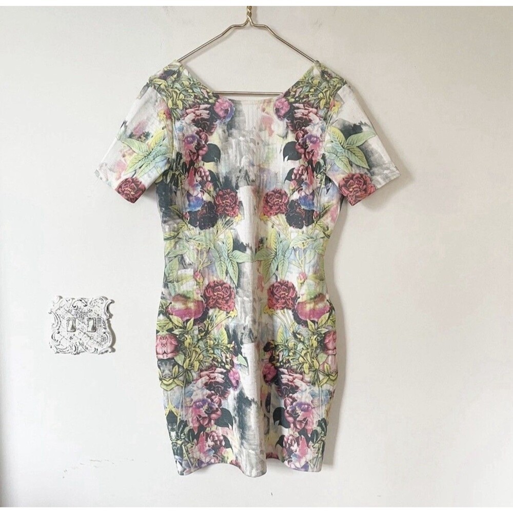 ASOS Dark Moody Floral Textured Short Sleeve Body-con Maternity Dress Size 12